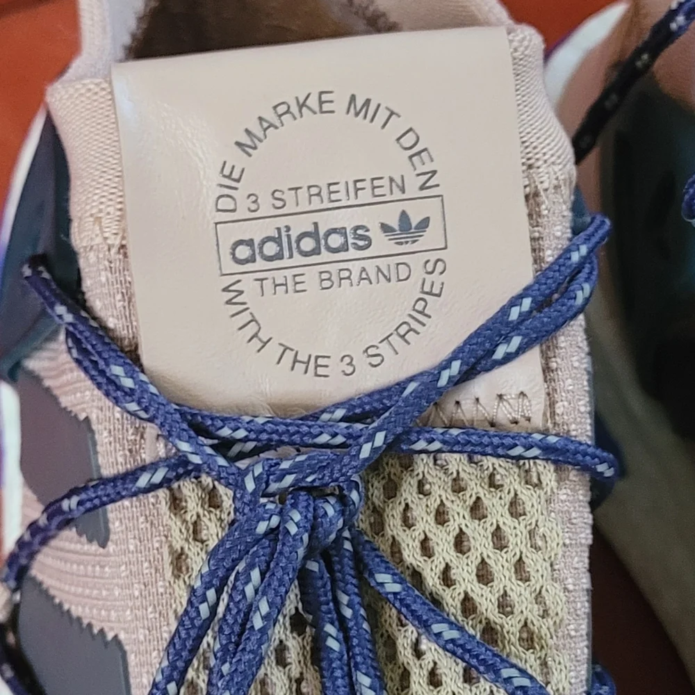 Adidas Arkyn WMNS (Raw Steel/Ash Pearl) Size 9.5 - Picture 4 of 10
